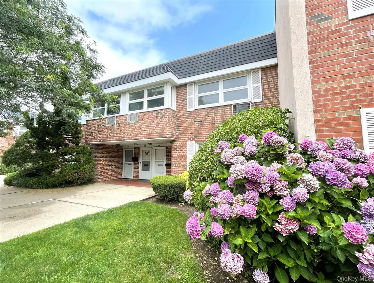 750 Lido BLVD #24b upper, Lido Beach, NY 11561