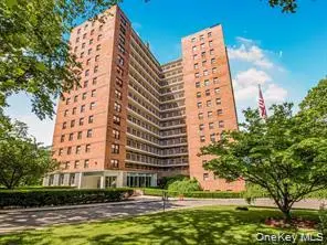 4705 Henry Hudson Pkwy #3C, Bronx, NY 10471