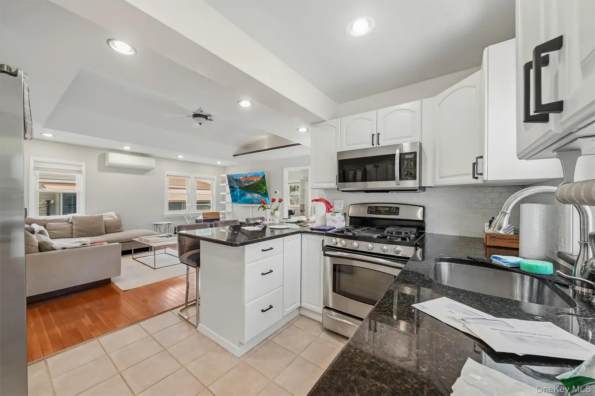 190C Edgewater PARK #190C, Bronx, NY 10465