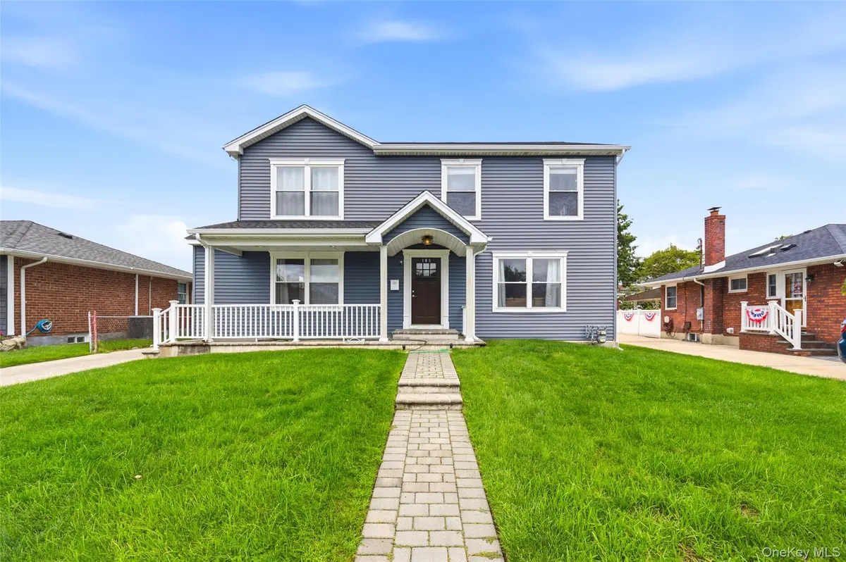 105 Wadsworth AVE, Levittown, NY 11756