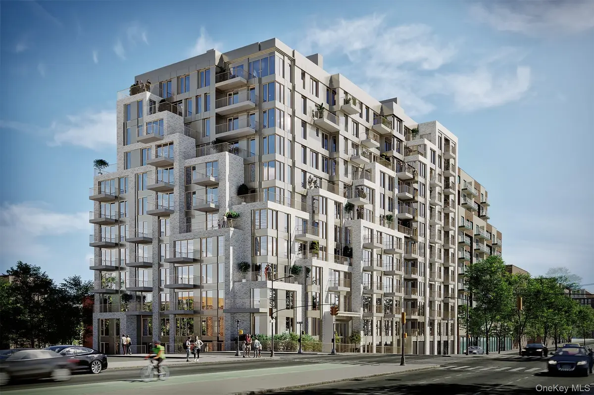 58-01 Queens Boulevard #8E, Woodside, NY 11377