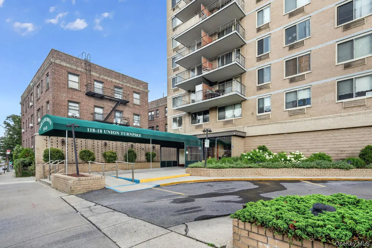 118-18 Union Turnpike #4J, Kew Gardens, NY 11415