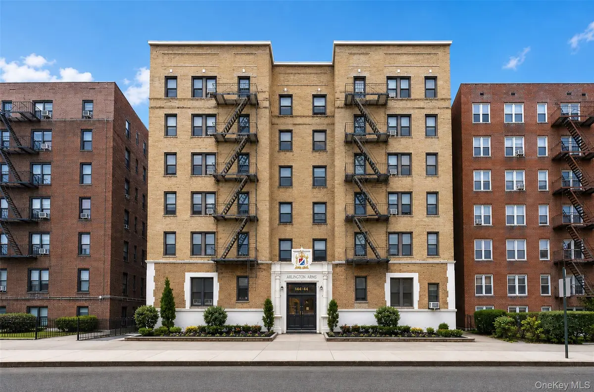144-44 Sanford AVE #1H, Flushing, NY 11355