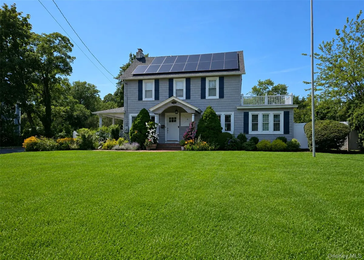 9 Ocean AVE, Amityville, NY 11701