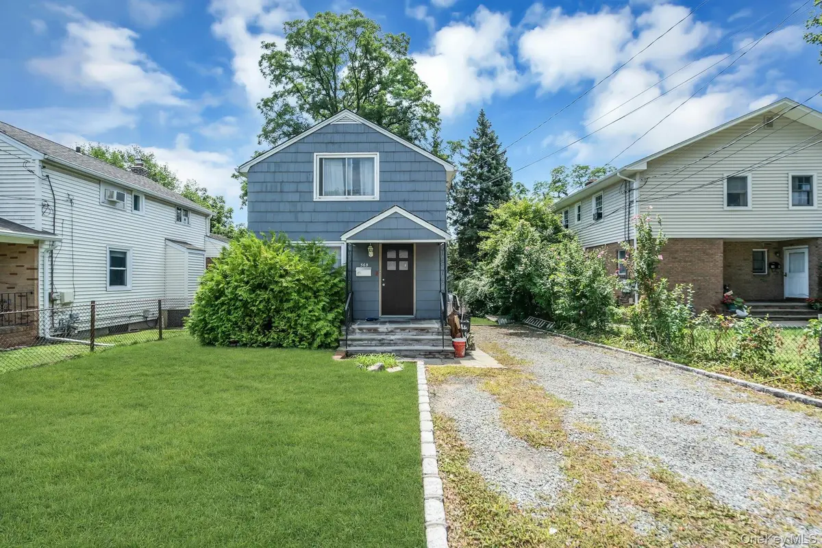 36B Avenue A, Port Washington, NY 11050
