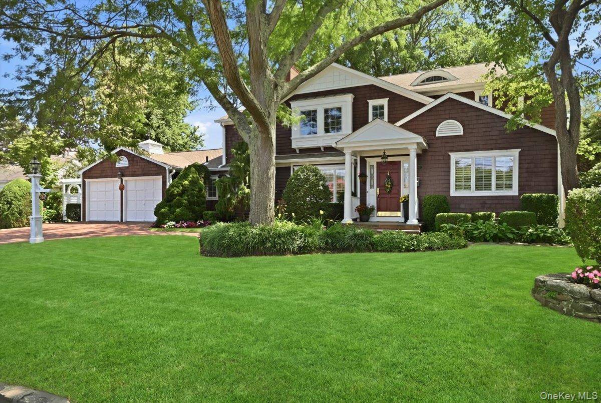 130 Fairview RD, Massapequa, NY 11758