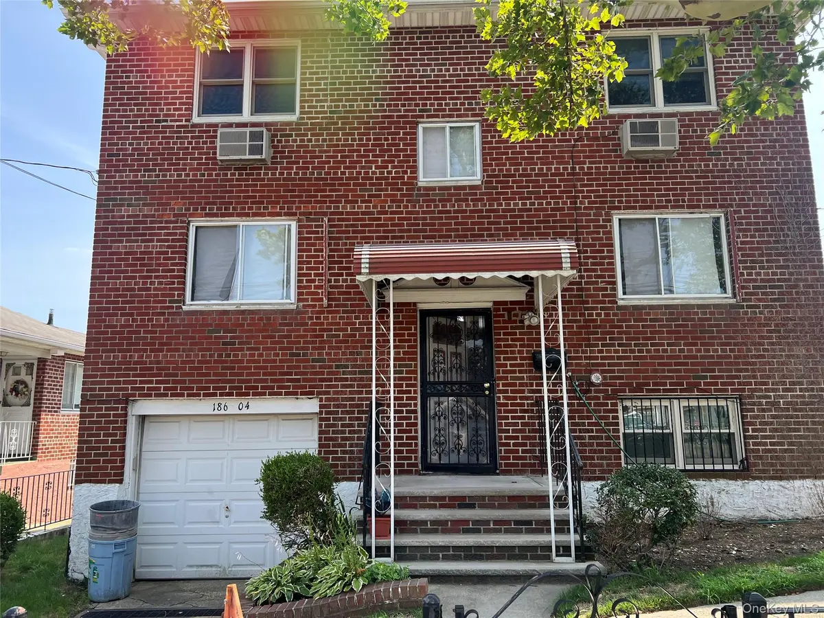 18604 140th AVE, Springfield Gardens, NY 11413