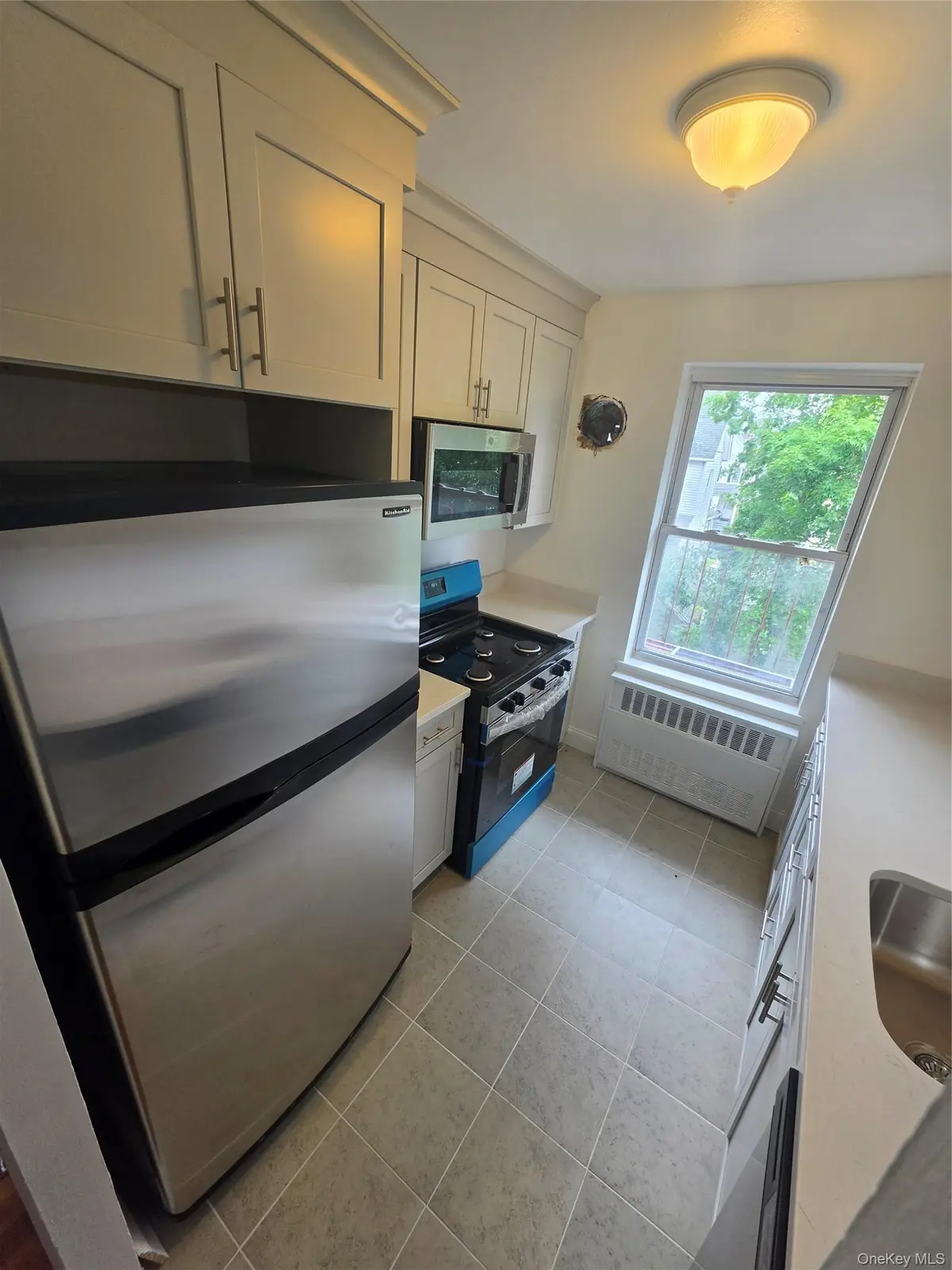 160 centre #3l, New Rochelle, NY 10801