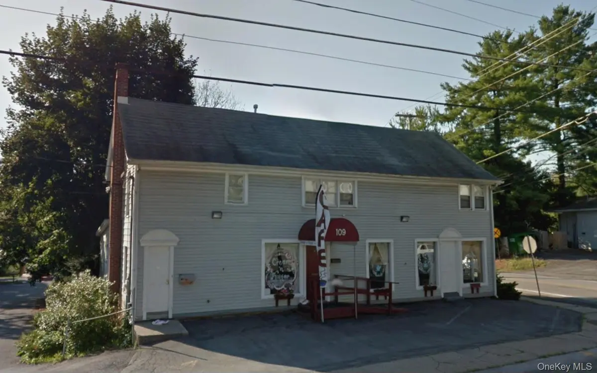 109 Orange AVE, Walden, NY 12586