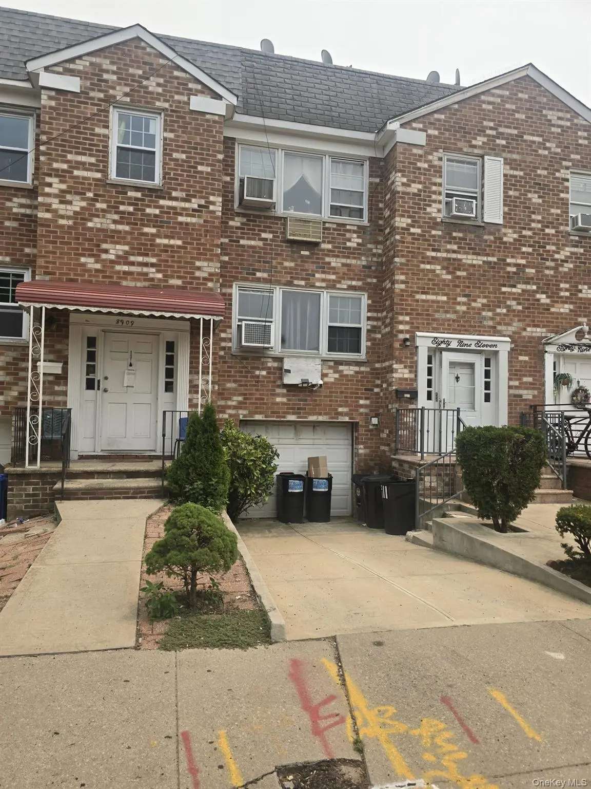 8911 Pontiac ST, Queens Village, NY 11427