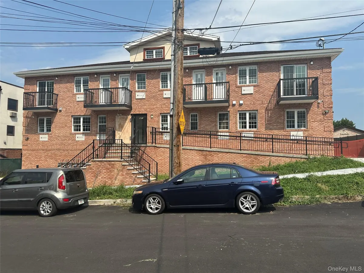 6-05 129st ST #1B, College Point, NY 11356
