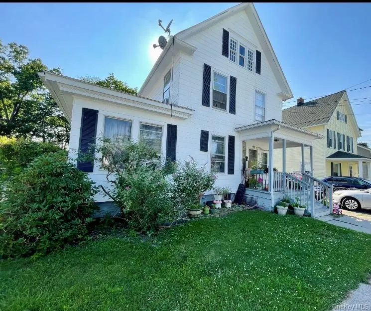23 Bonnell ST, Middletown, NY 10940