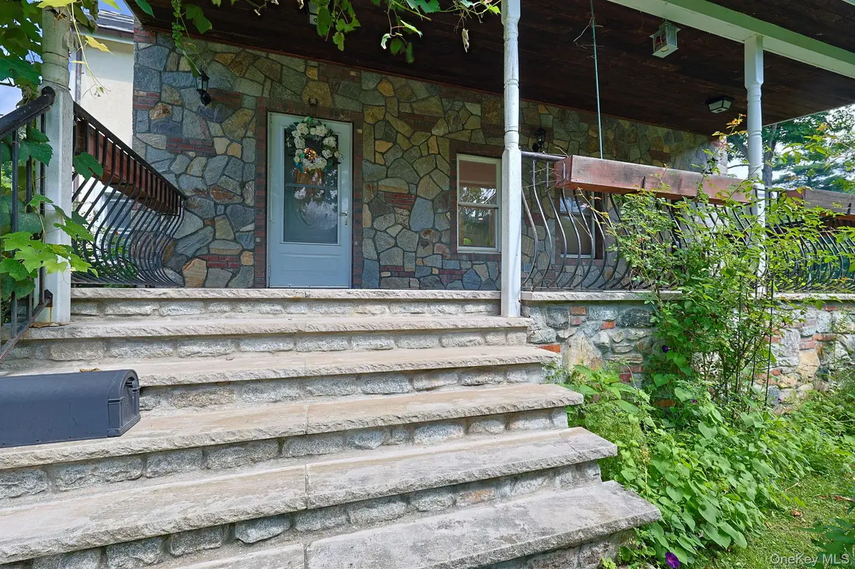 437 Oscawana Lake RD #435, Putnam Valley, NY 10579