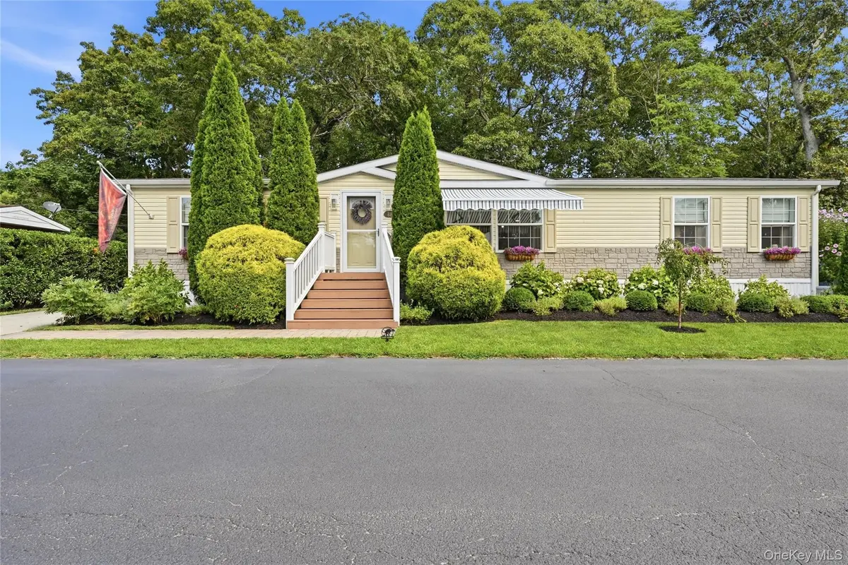 37 Unit 88 Hubbard AVE #88, Riverhead, NY 11901