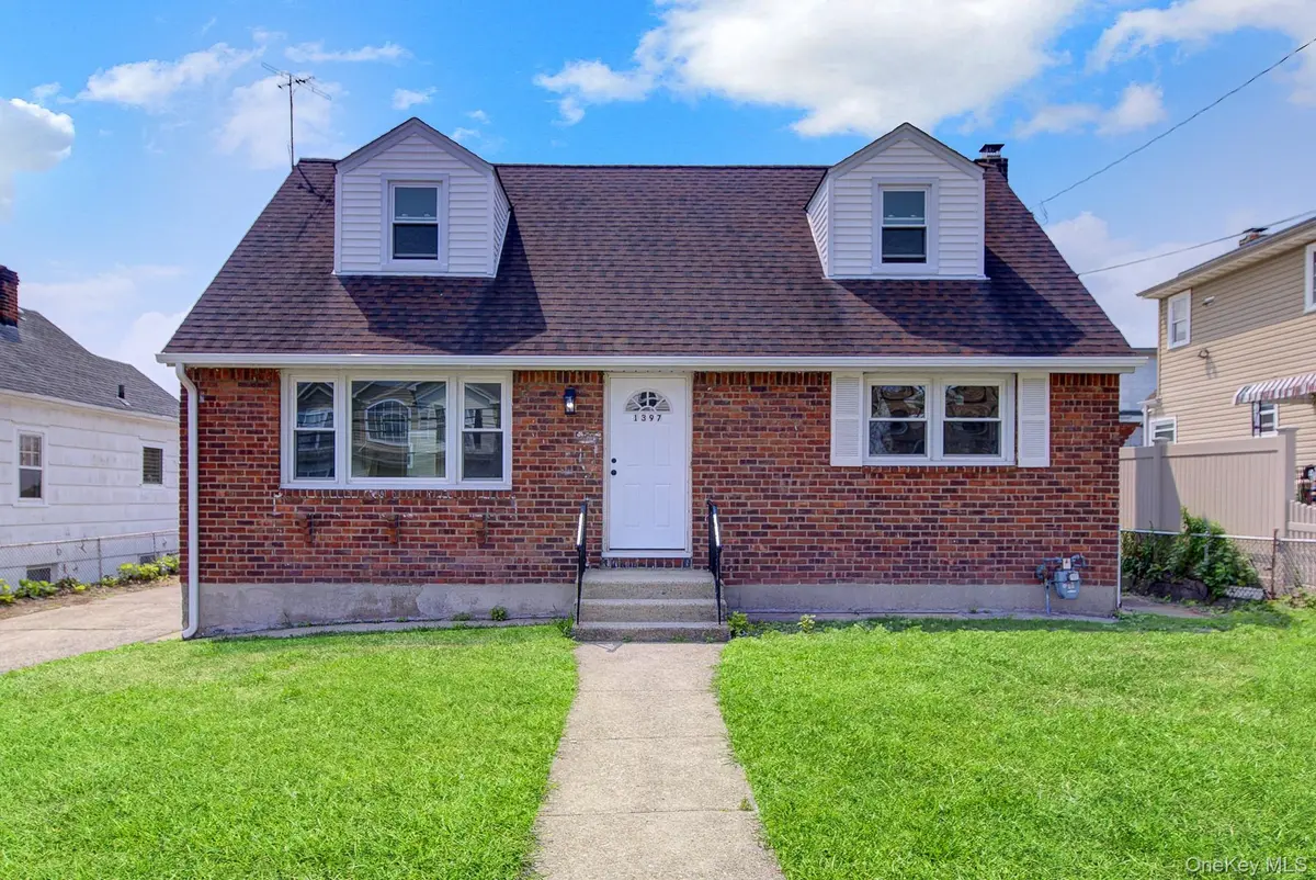 1397 Rosser AVE, Elmont, NY 11003