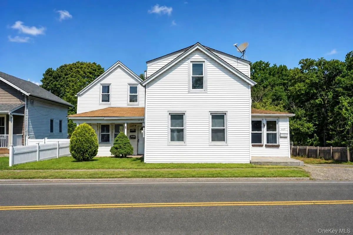 458-460 N Corona AVE, Valley Stream, NY 11580