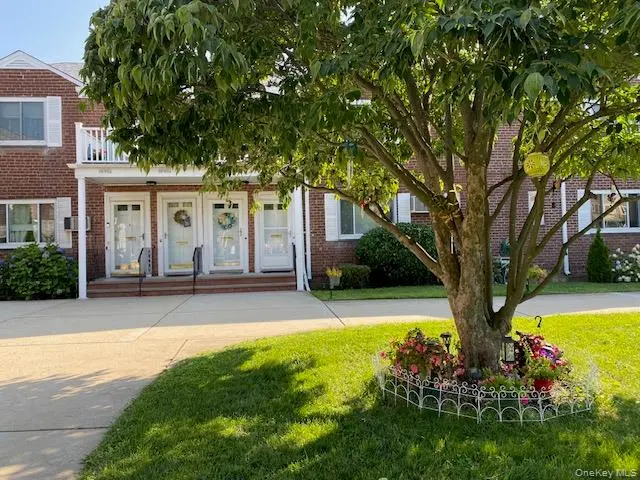 245-32 77th CRES #F-1, Glen Oaks, NY 11004