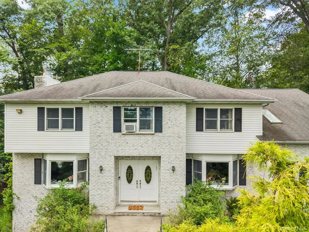 10 Ash CT, New City, NY 10956
