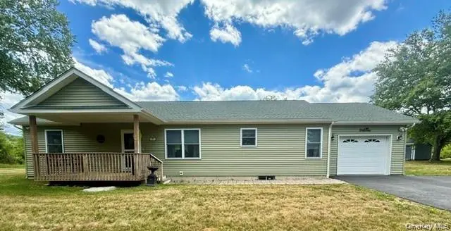 517 Crescent AVE, Highland, NY 12528