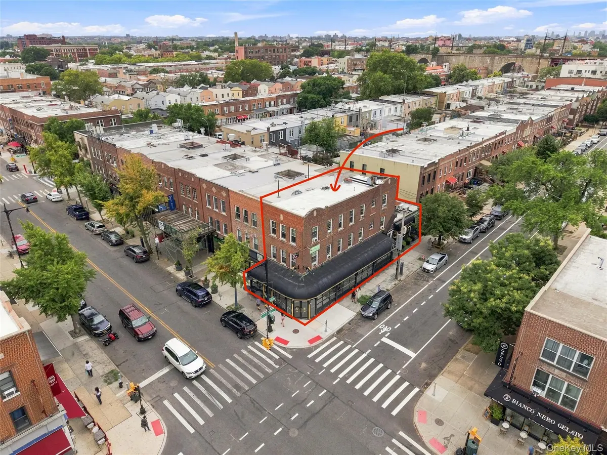 35-02 Ditmars BLVD, Astoria, NY 11105