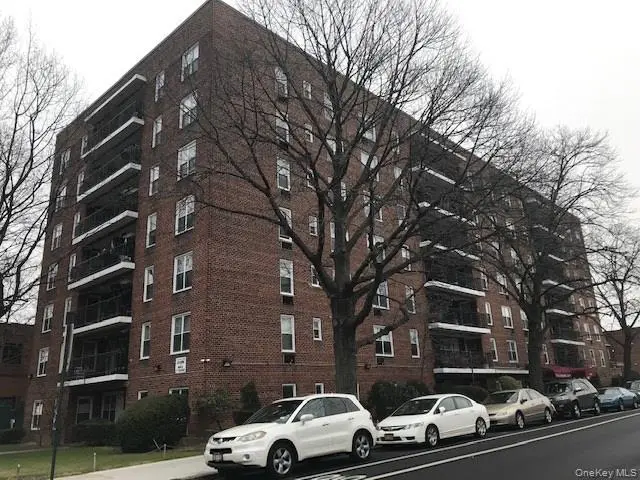34-43 60 ST #4A, Woodside, NY 11377