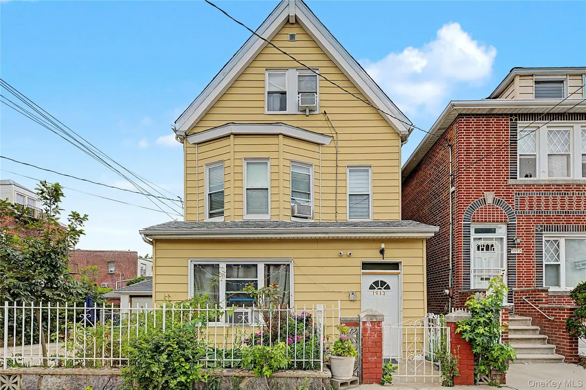 1913 Bogart AVE, Bronx, NY 10462