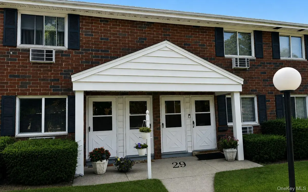 29 Manor DR #29, Cornwall, NY 12518