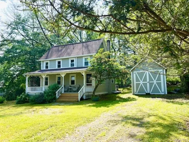3 Rennenberg RD, Highland Lake, NY 12743