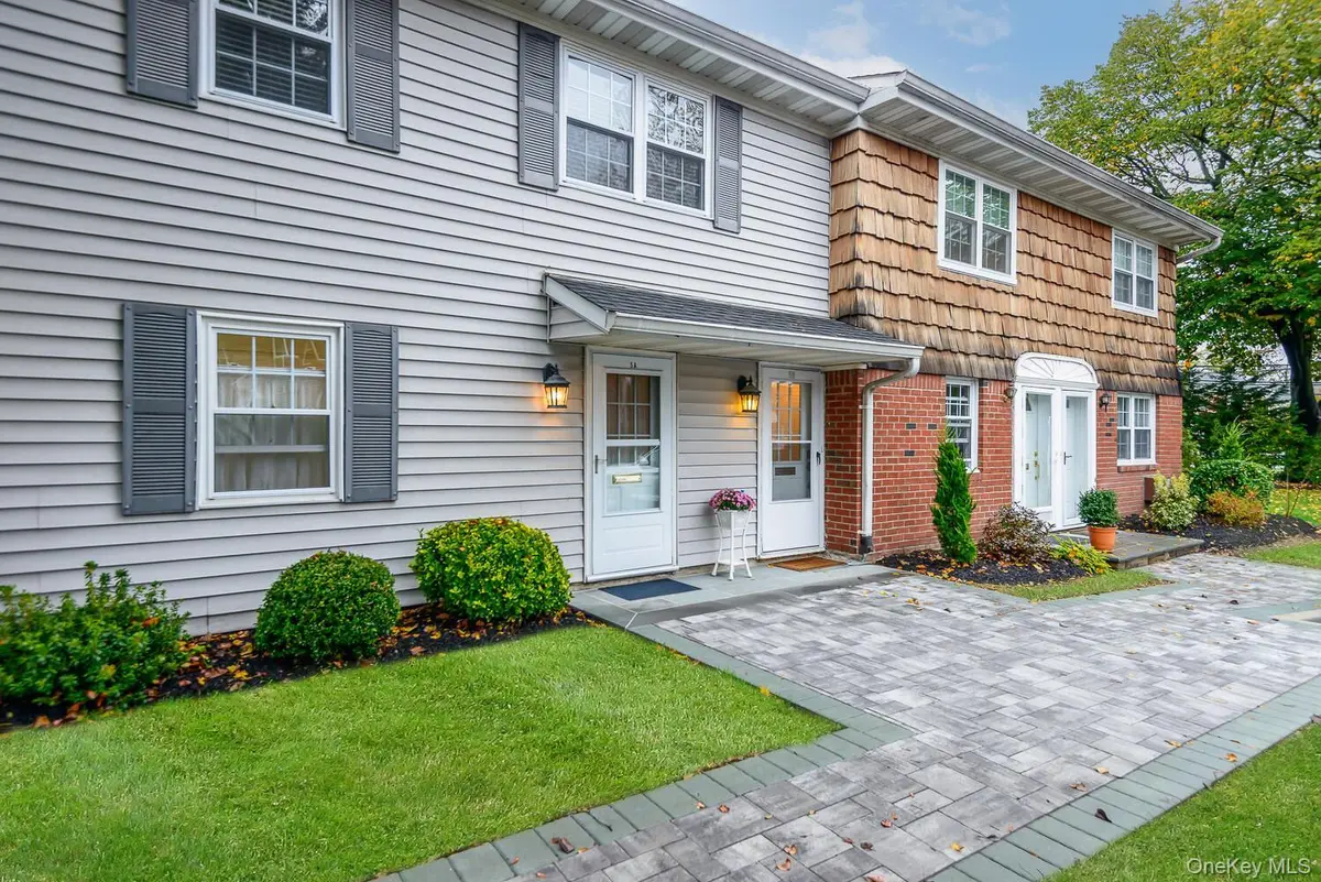 2 Anchorage #5A, Oyster Bay, NY 11771
