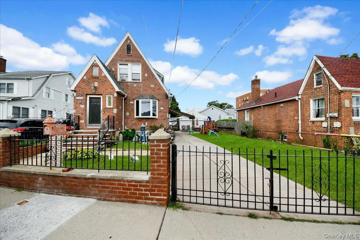 3161 Wissman AVE, Bronx, NY 10465