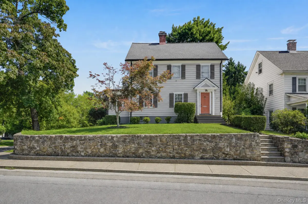 170 Hooker AVE, Poughkeepsie, NY 12603