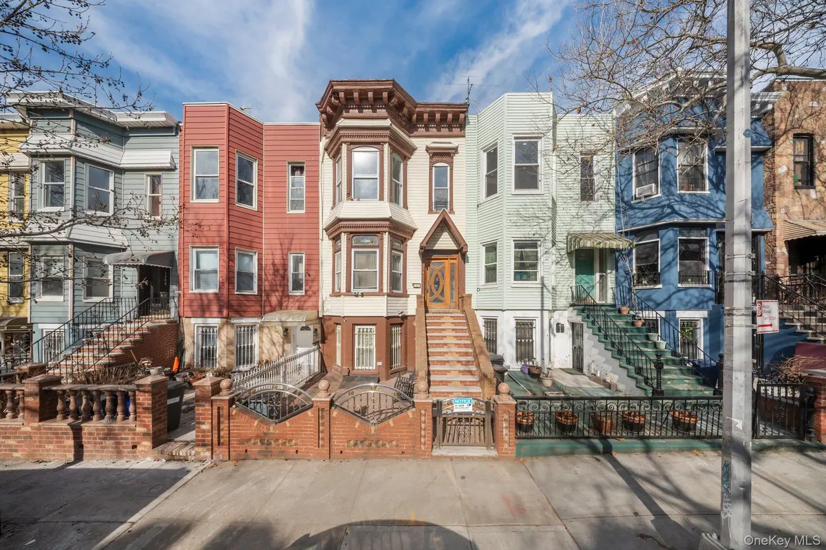 1207 Hancock ST, Brooklyn, NY 11221