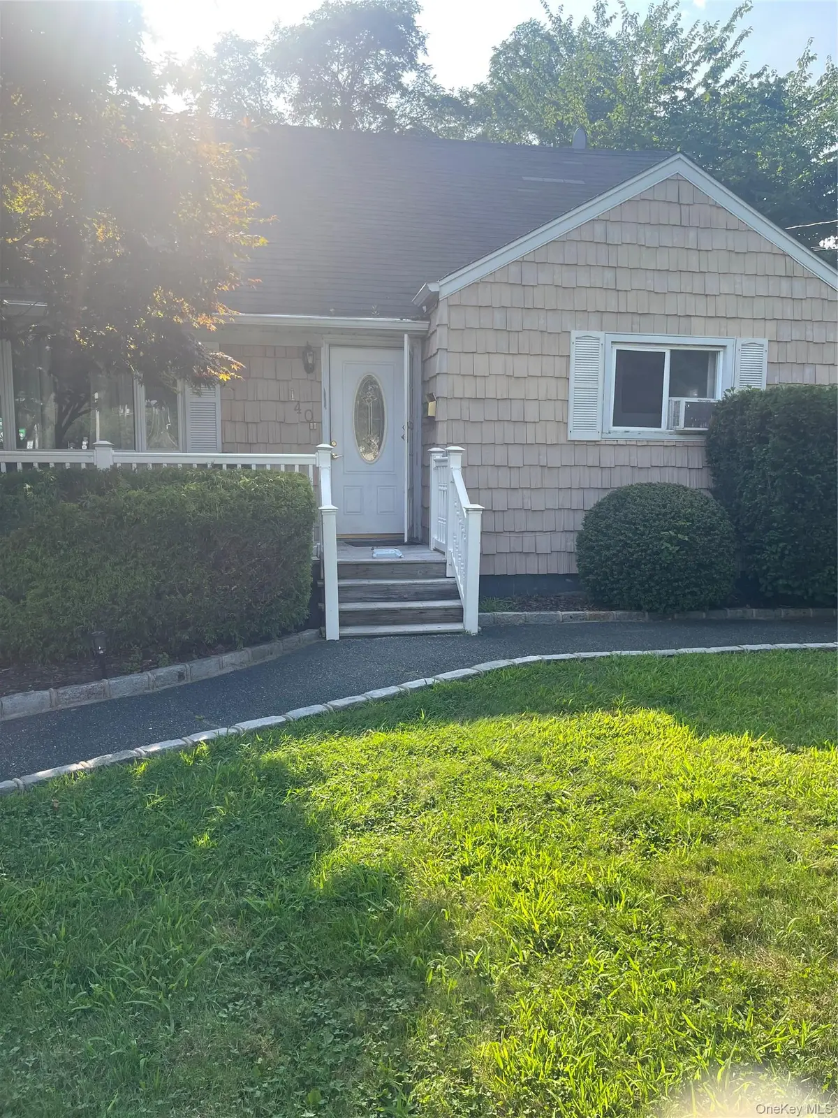 140 Nassau AVE ##2, Islip, NY 11751