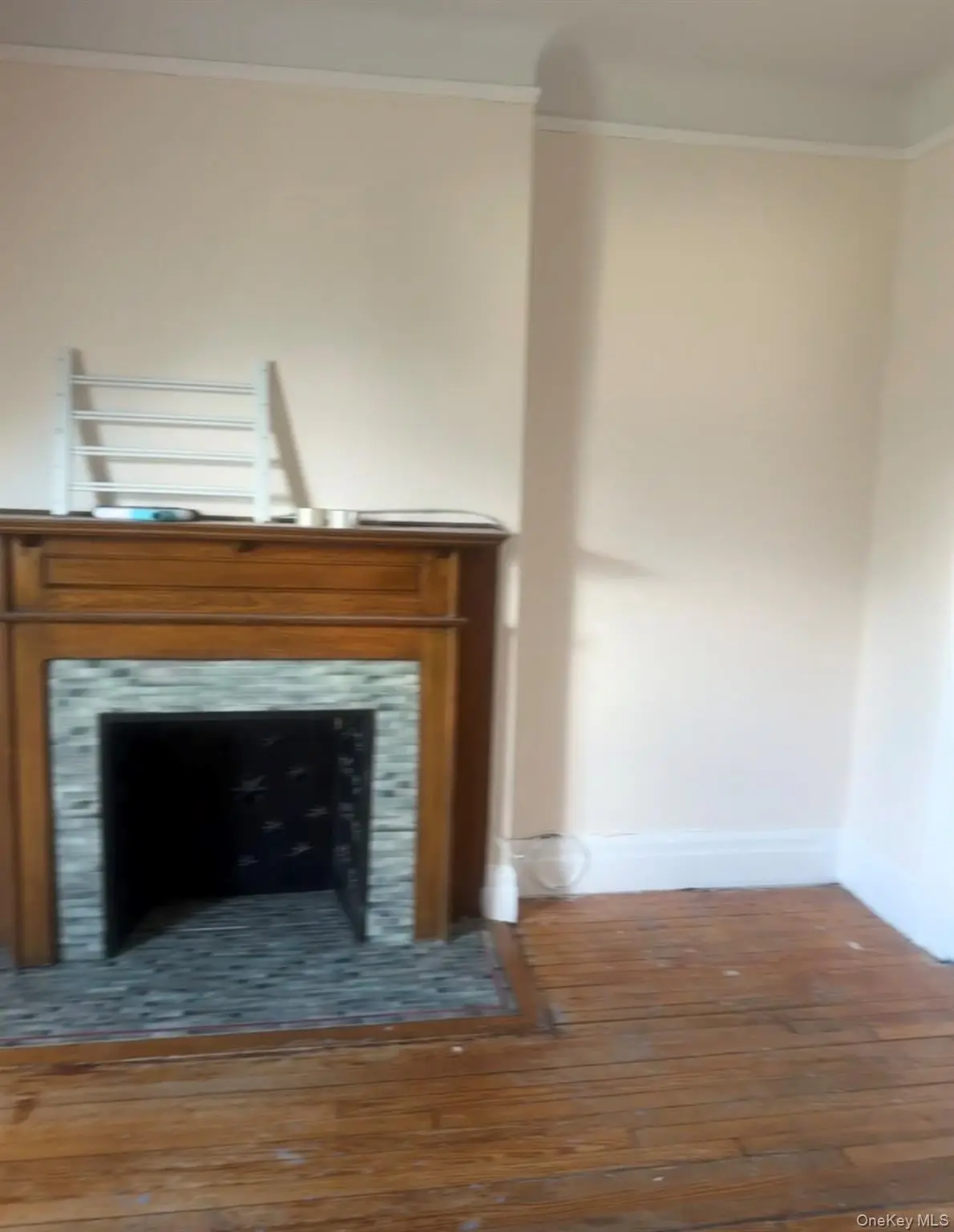 209 E Prospect AVE #3rd floor, Mount Vernon, NY 10550