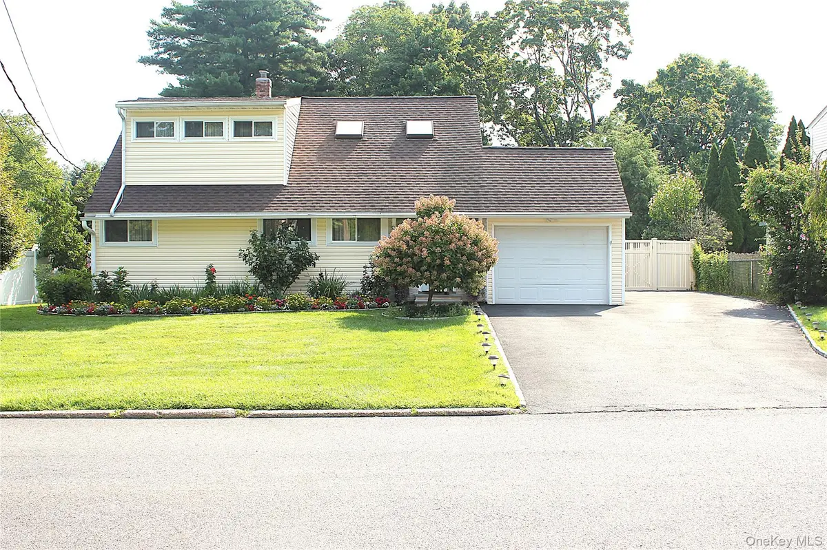 19 Jean LN, Hartsdale, NY 10530