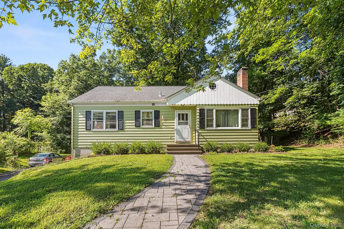 46 Hillis TER, Poughkeepsie, NY 12603