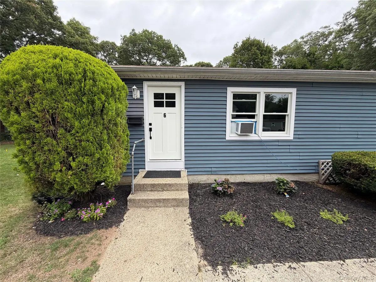 305 Smithtown BLVD, Nesconset, NY 11767