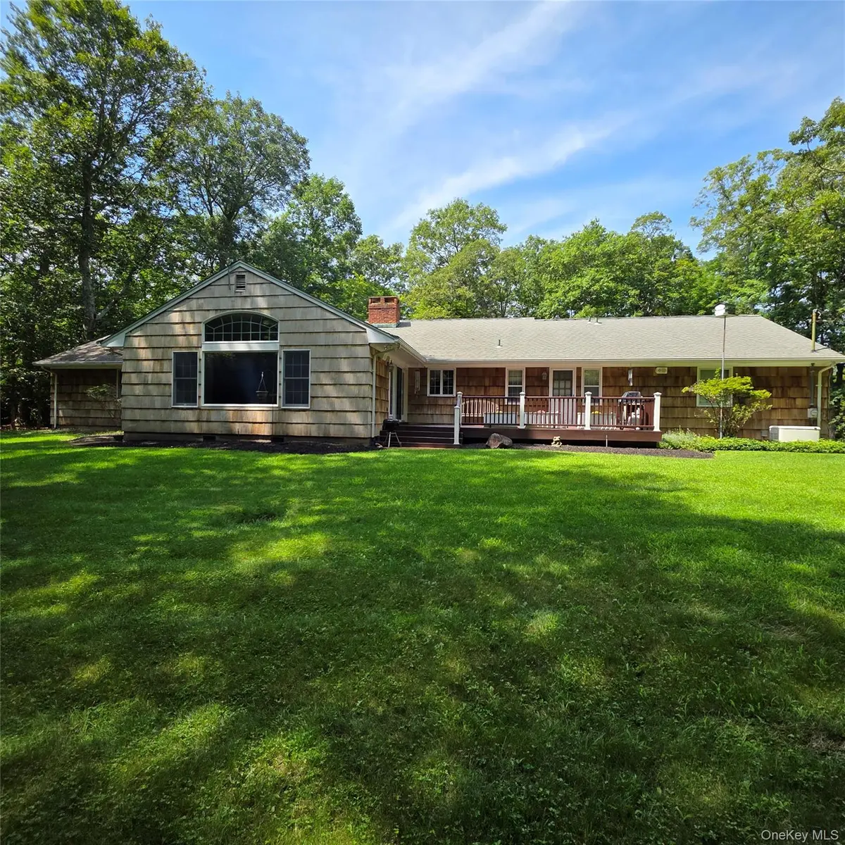 9 Cliff RD, Port Jefferson Village, NY 11777