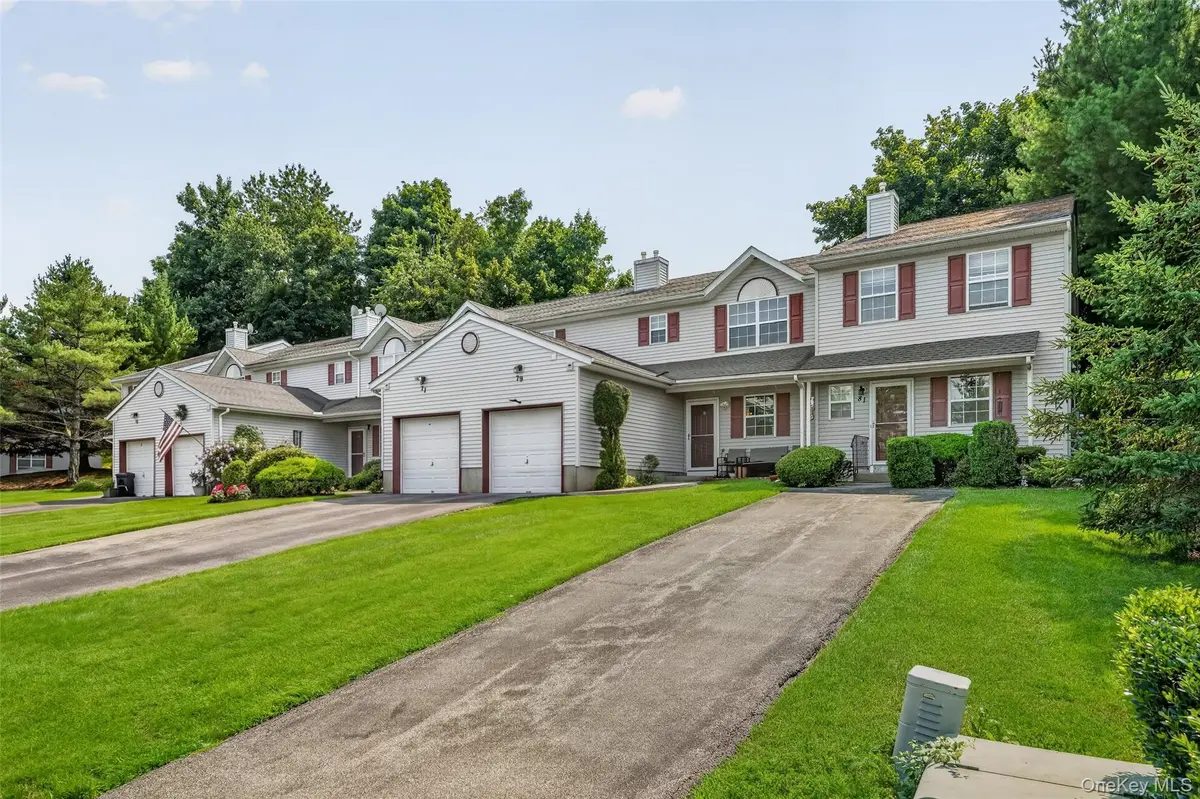 81 Lois LN, Monroe, NY 10950