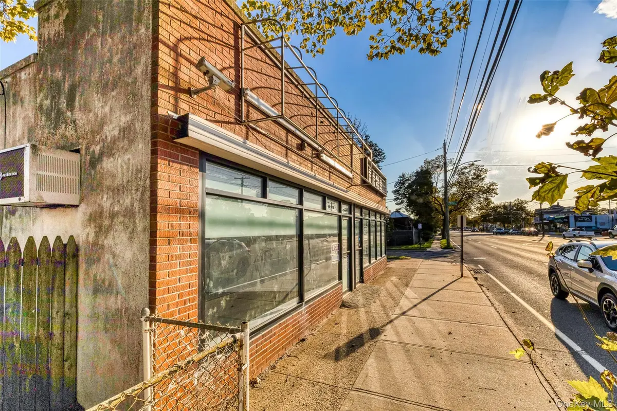 153-155 Woodbury RD, Hicksville, NY 11801