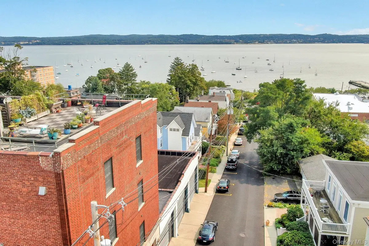 38 High AVE #4th Fl, Nyack, NY 10960