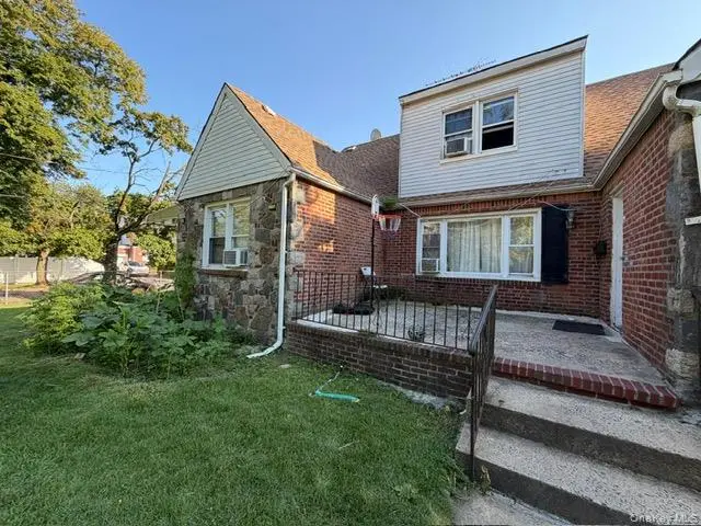134 Stuart AVE, Valley Stream, NY 11580