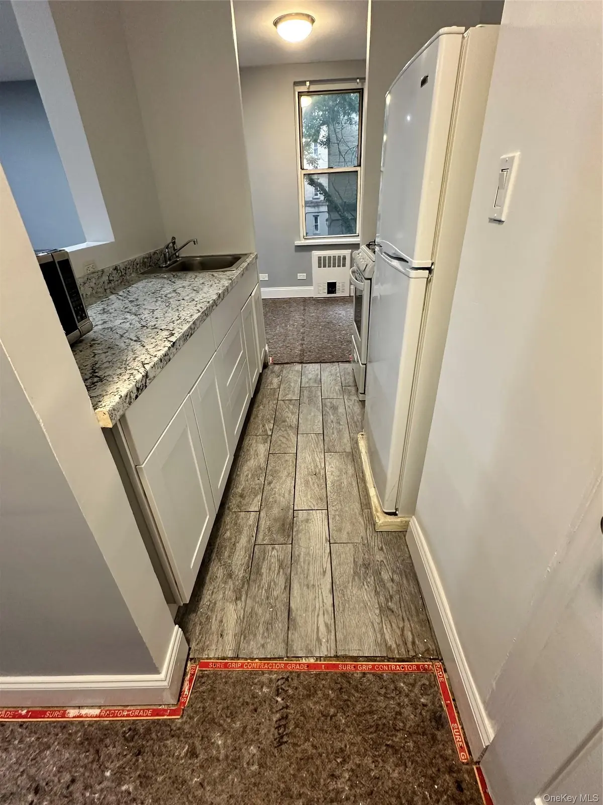 2385 Barker AVE #2B, Bronx, NY 10467