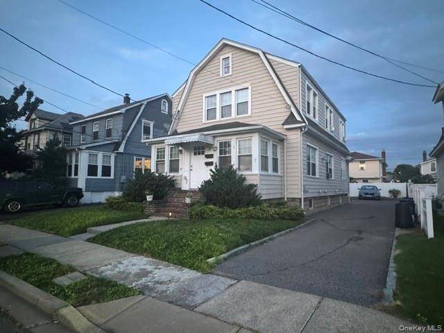 19 High ST, Valley Stream, NY 11581
