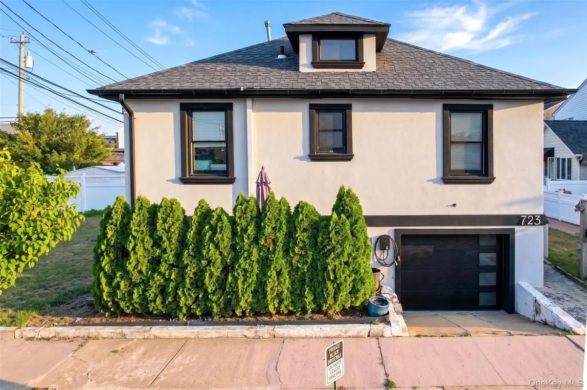 723 W Olive ST, Long Beach, NY 11561