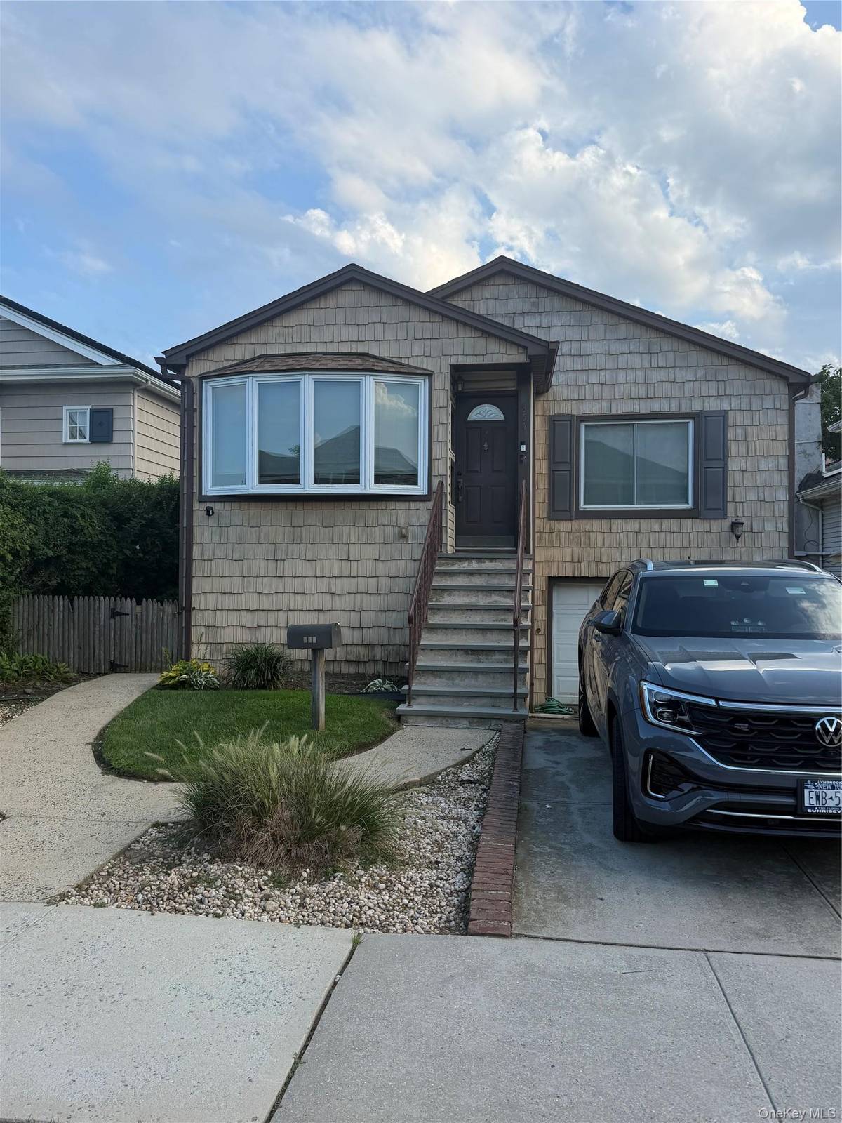 354 E Beech ST, Long Beach, NY 11561