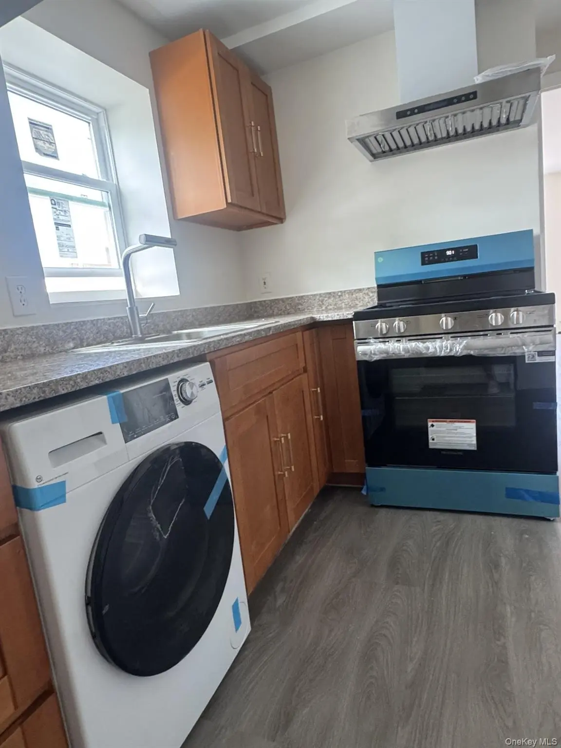 13273 4B, Flushing, NY 11355