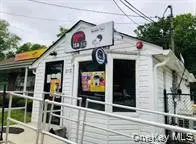 1009 N Country RD, Stony Brook, NY 11790