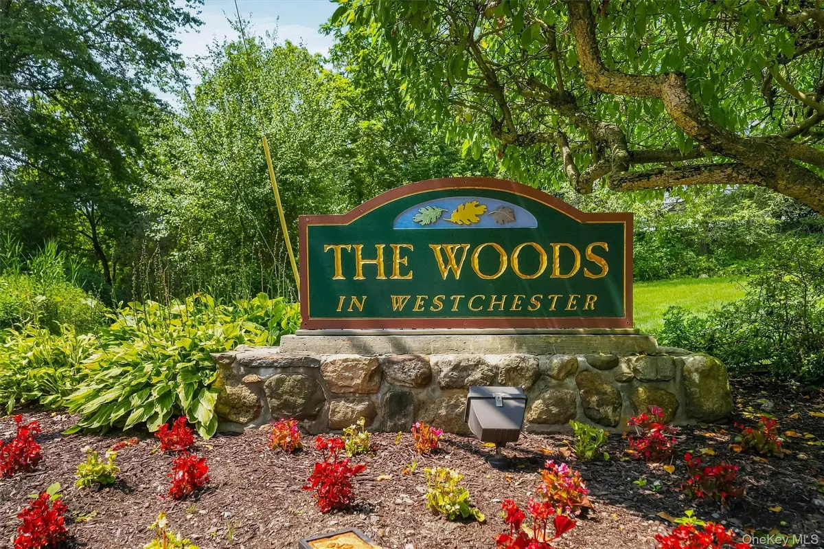 56 Pond View CT, Ossining, NY 10562