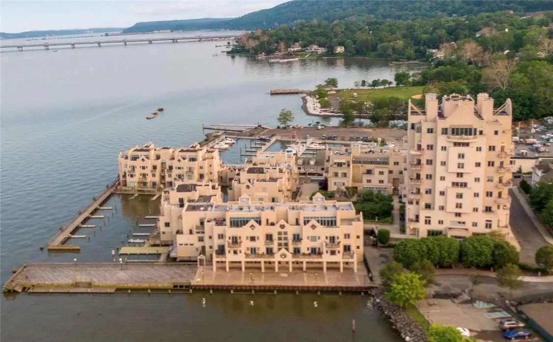 1 Main ST #1301, Nyack, NY 10960